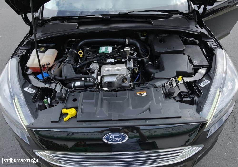 Ford Focus 1.0 EcoBoost Titanium - 13