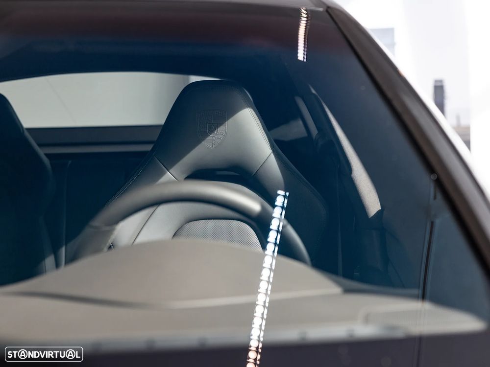 Porsche Panamera 4 E-Hybrid Platinum Edition - 15