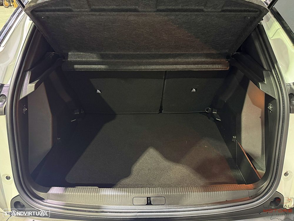 Peugeot 2008 1.2 PureTech Active Pack EAT8 - 10