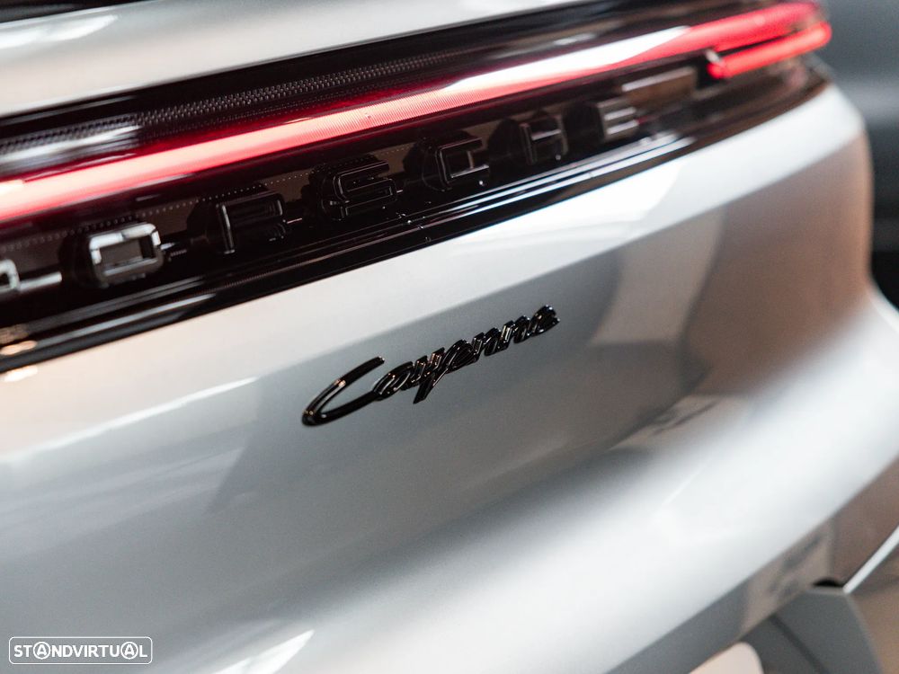 Porsche Cayenne Coupé E-Hybrid Black Edition - 21