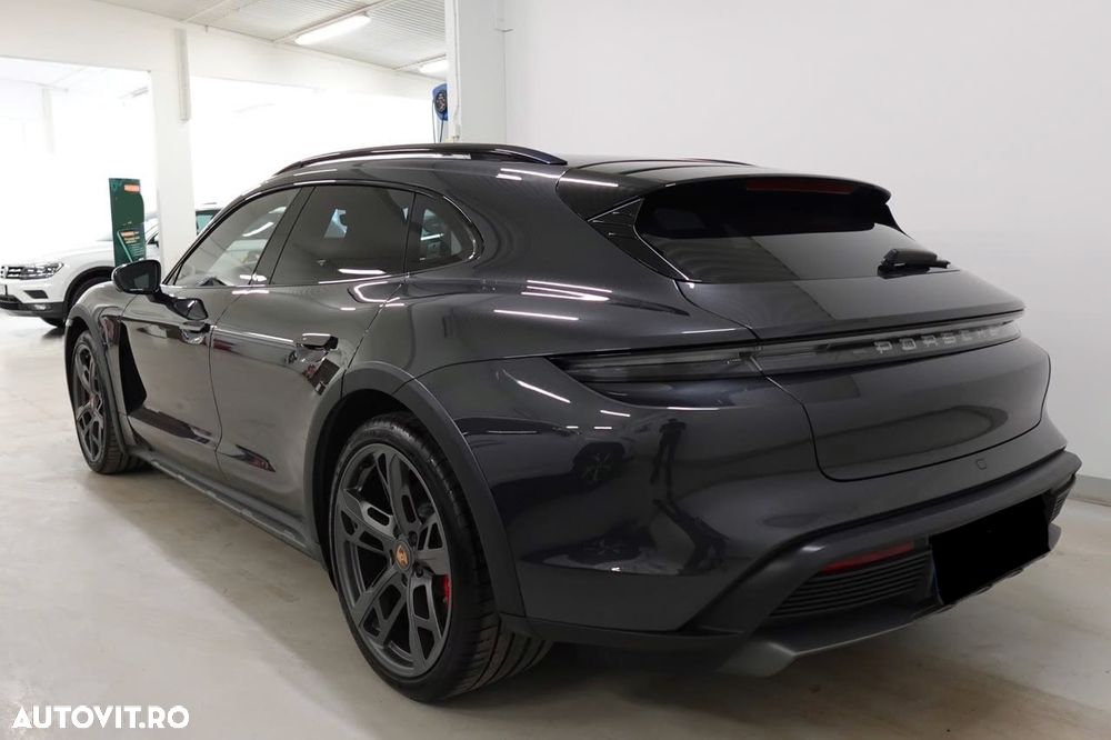Porsche Taycan 4S - 6