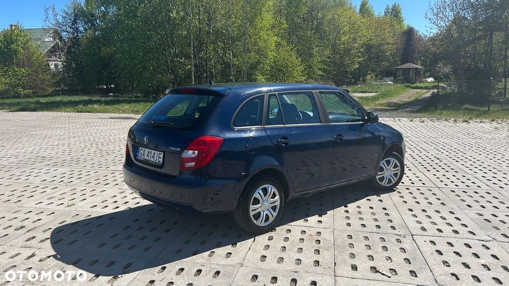Skoda Fabia - 6