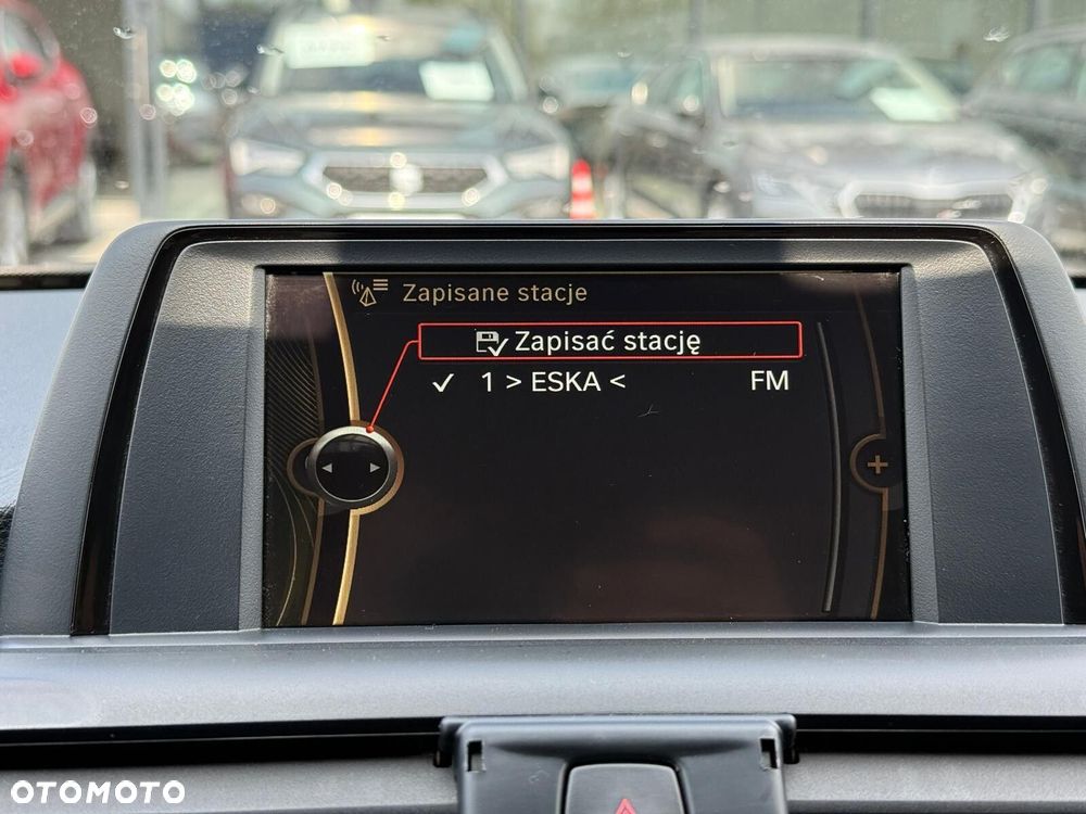 BMW Seria 1 - 25