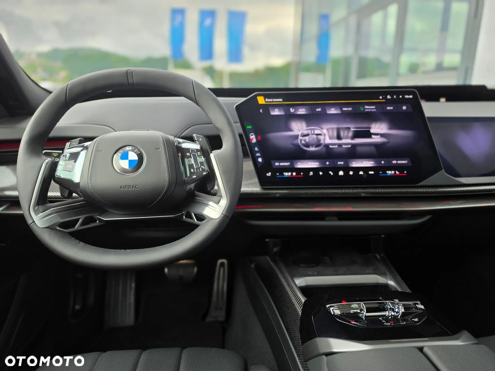BMW Seria 7 740 xDrive - 21