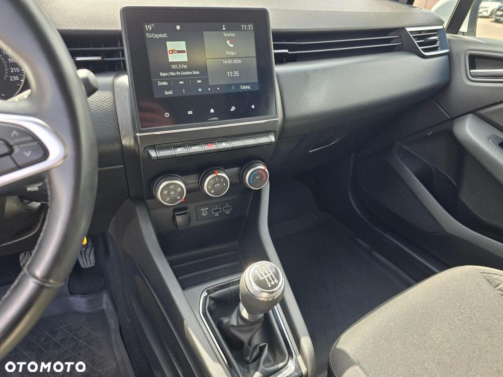 Renault Clio - 18