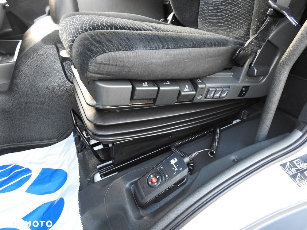 Mercedes-Benz ATEGO 12.24 KONTENER CHŁODNIA -10*C WINDA 16 PALET FUNKCJA GRZANIA ZASILANIE 230V WEBASTO KLIMATYZACJA TEMPOMAT LEDY PNEUMATYKA AUTOMAT BLIŹNIACZE KOŁA  240 - 28