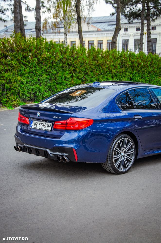 BMW Seria 5 540i xDrive AT - 9
