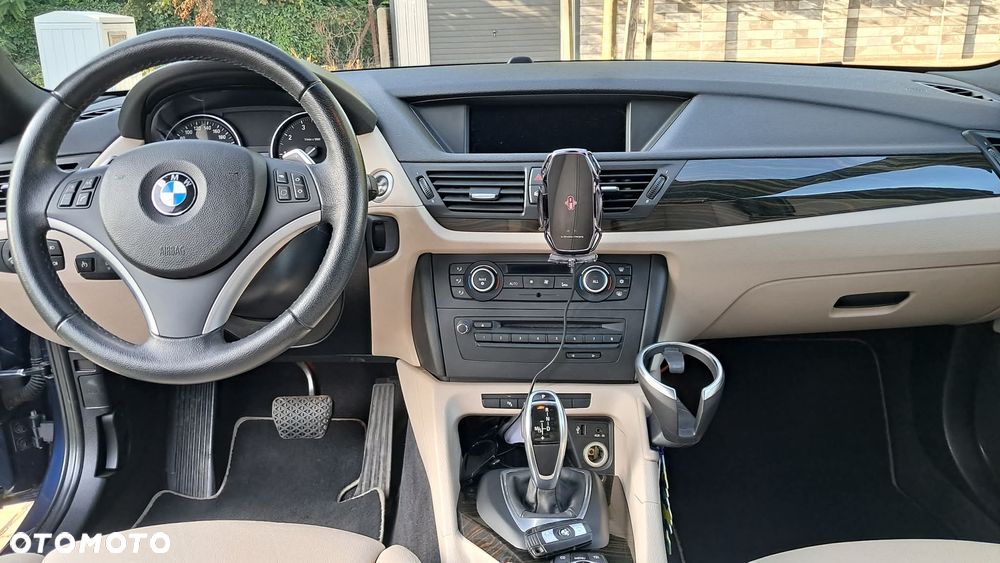 BMW X1 - 11