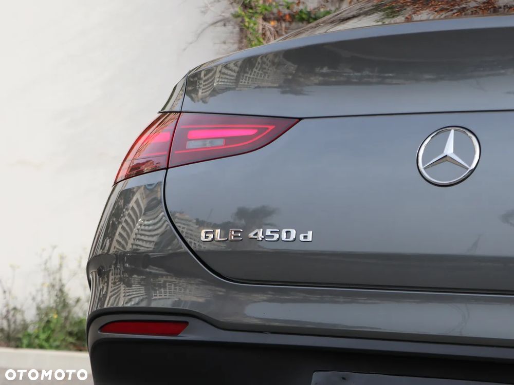 Mercedes-Benz GLE 450 d mHEV 4-Matic AMG Line - 11