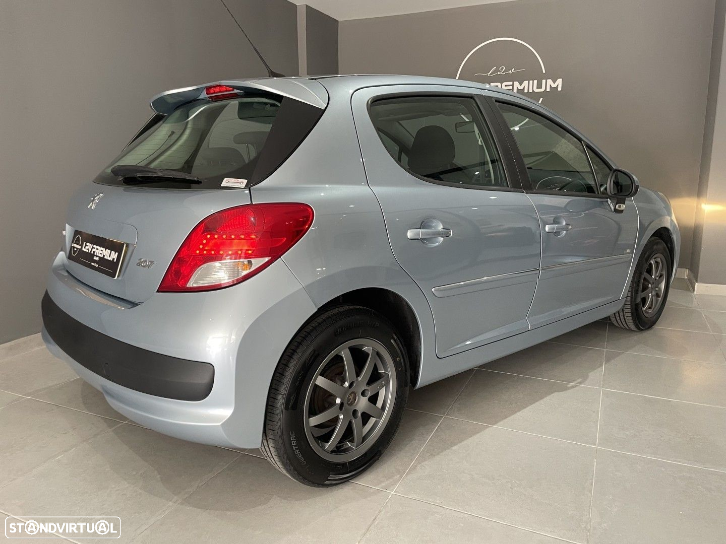 Peugeot 207 1.6 HDi 99g - 12