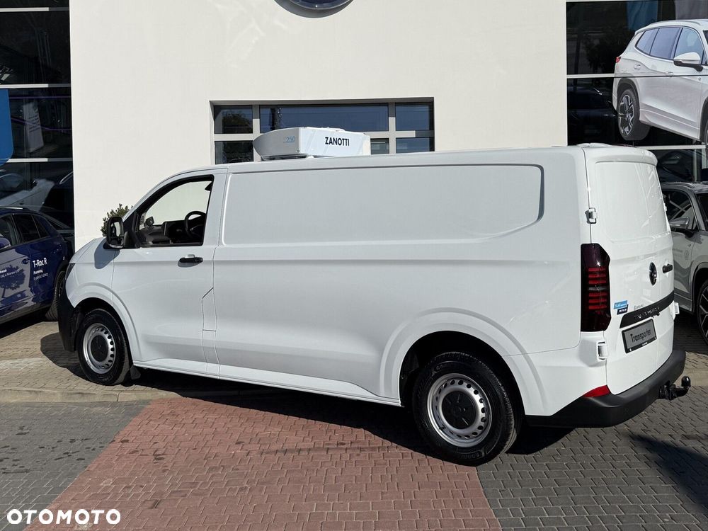 Volkswagen Transporter - 8