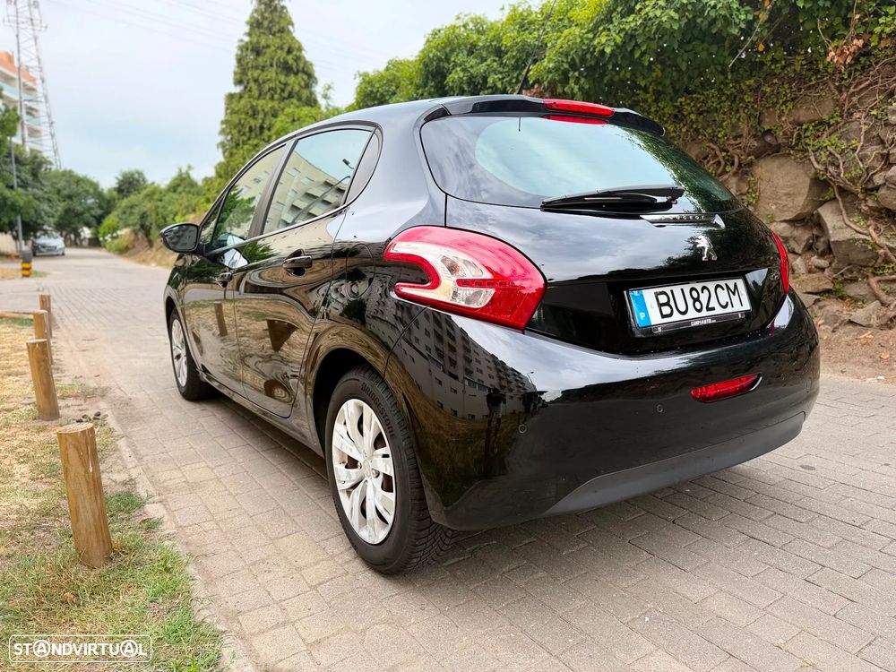 Peugeot 208 82 VTI Active - 4