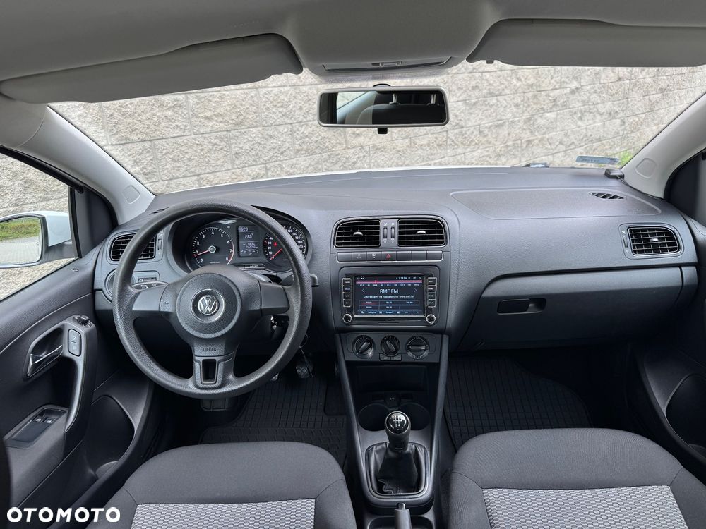 Volkswagen Polo 1.4 16V Trendline - 8