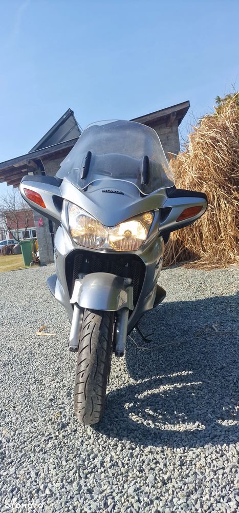 Honda ST - 8