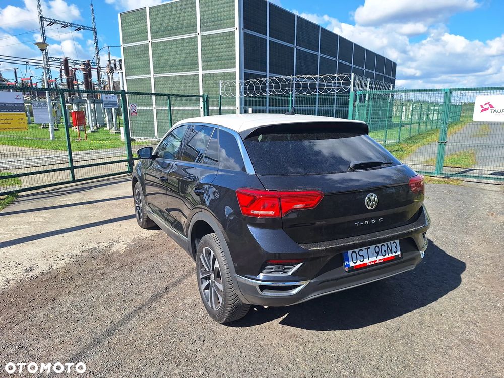 Volkswagen T-Roc - 4