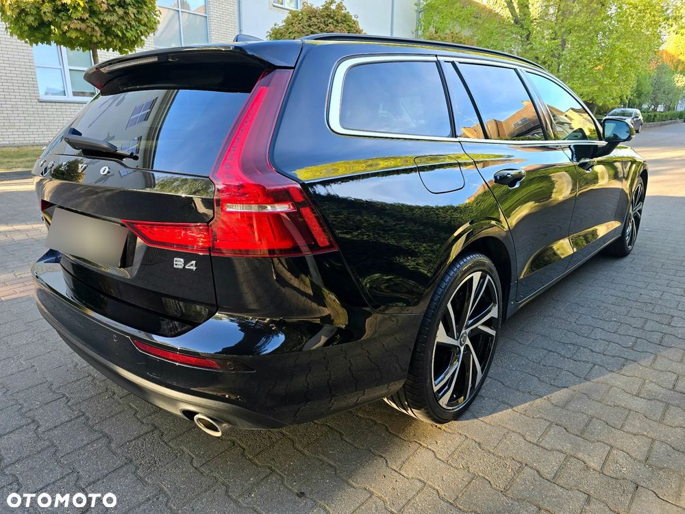 Volvo V60 B4 D Momentum Pro - 7