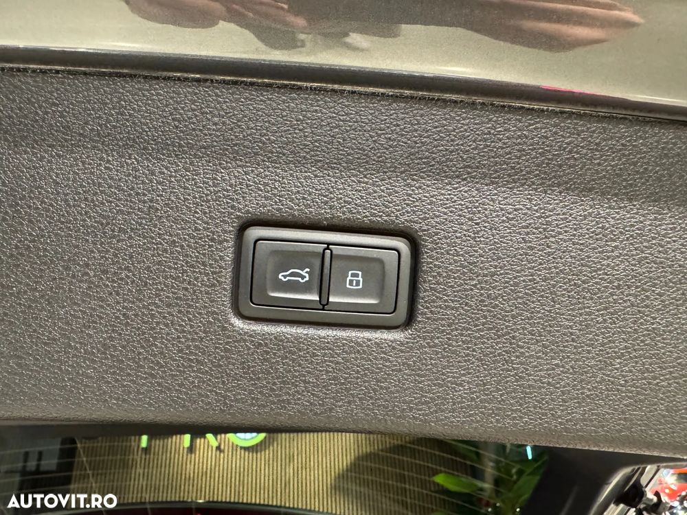 Audi SQ8 4.0 TFSI quattro Tiptronic - 40