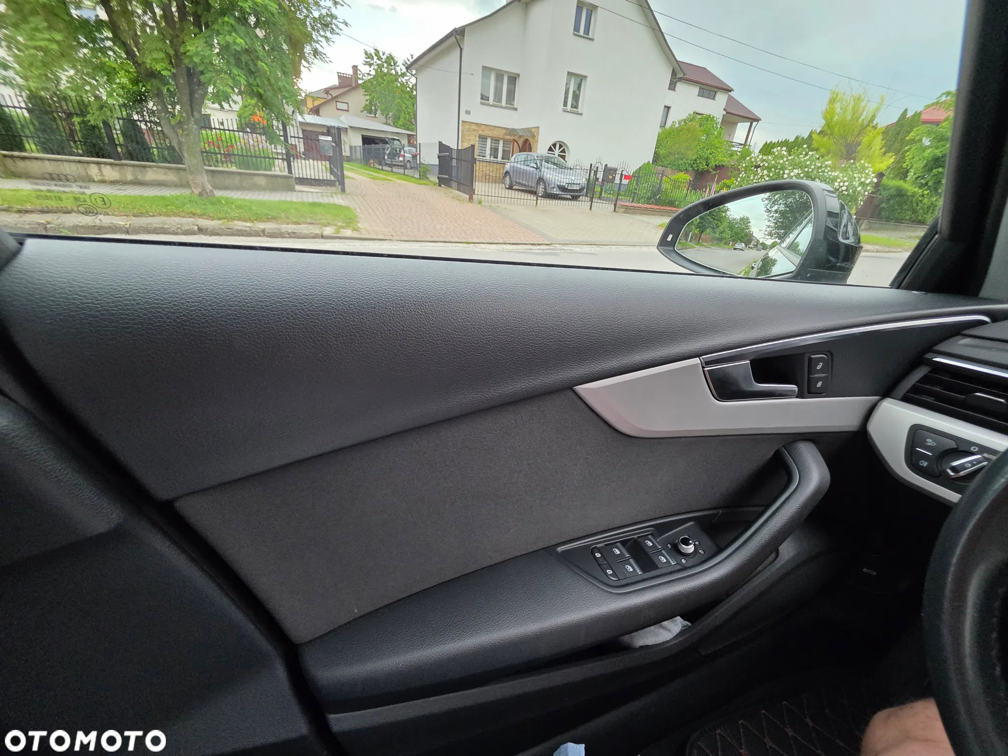 Audi A4 Avant 35 TFSI S tronic design - 30