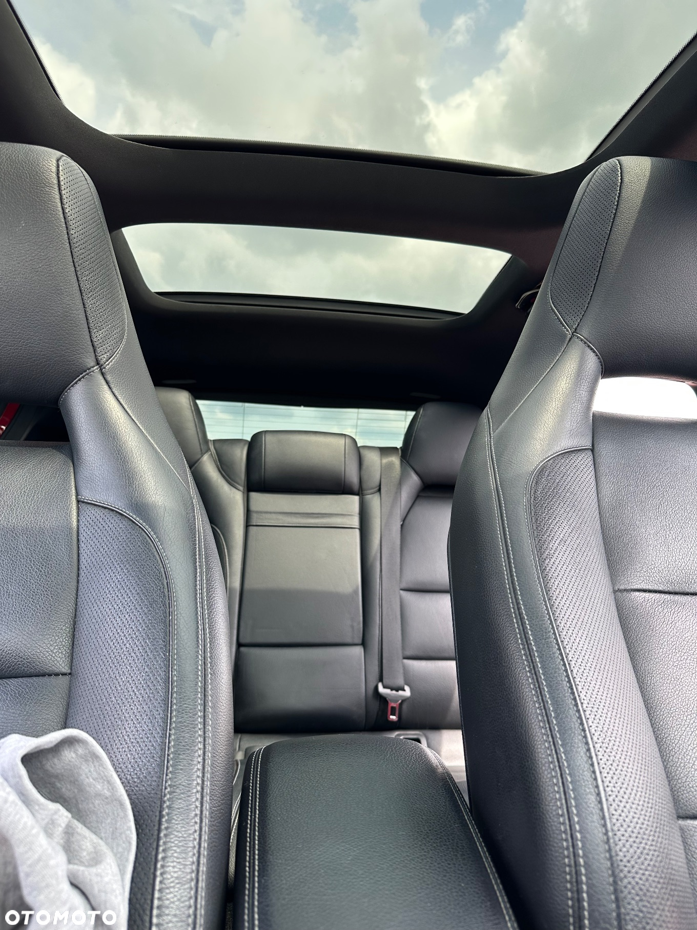 Mercedes-Benz GLA AMG 45 4Matic AMG Speedshift 7G-DCT - 18