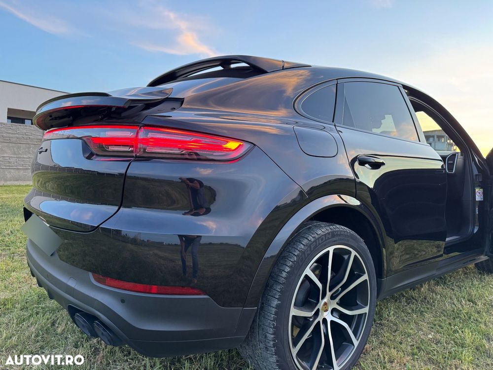 Porsche Cayenne Coupe E-Hybrid Tiptronic S Platinum Edition - 26