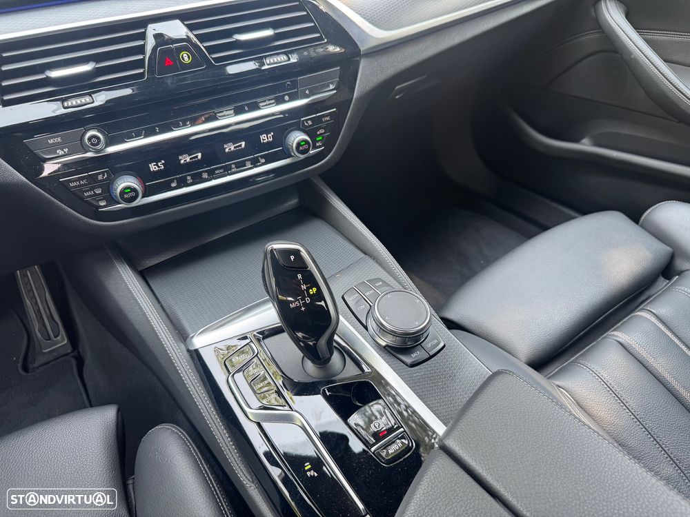 BMW 520 d Pack M Auto - 16