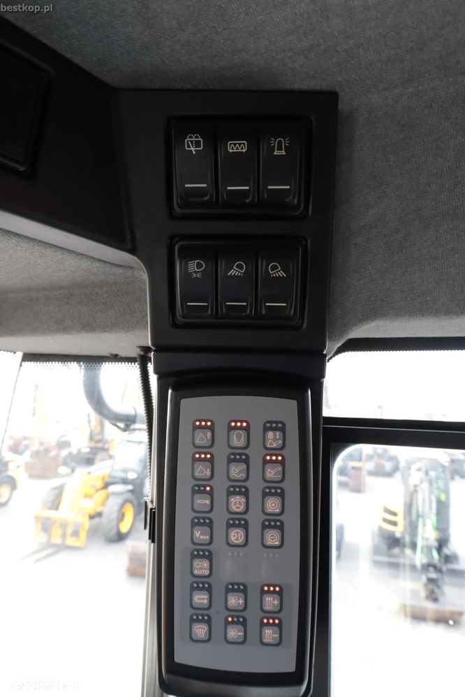 Liebherr L566 XPower - 34