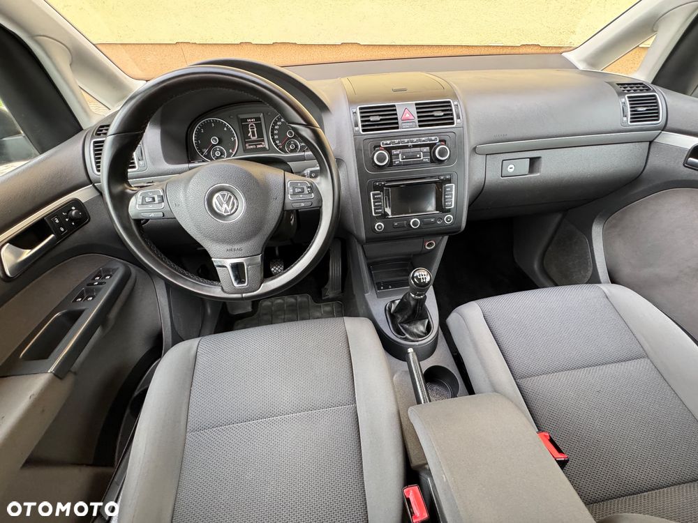 Volkswagen Touran 1.6 TDI DPF BlueMotion Technology Comfortline - 2