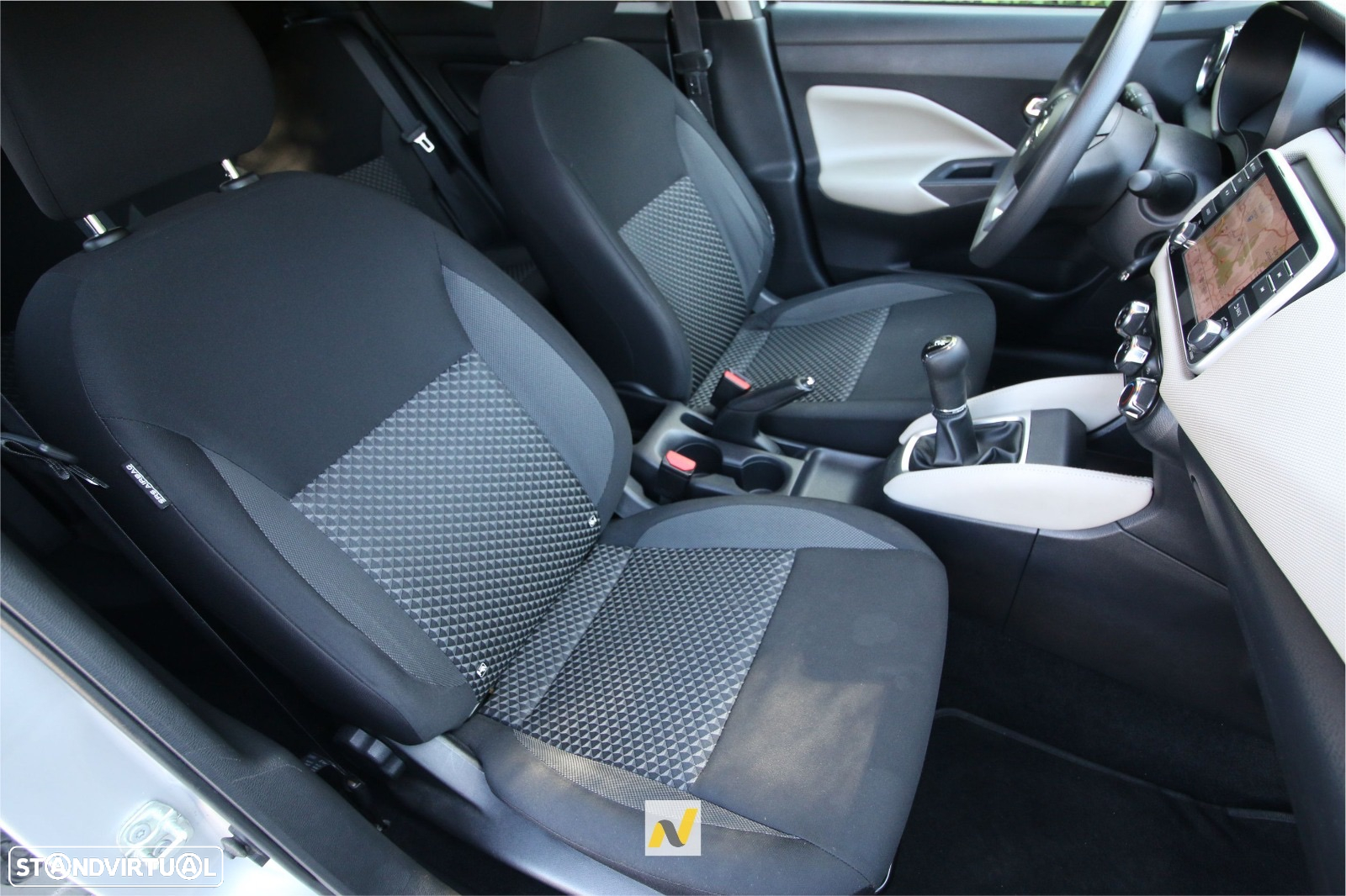 Nissan Micra 1.0 IG-T N-Connecta - 10