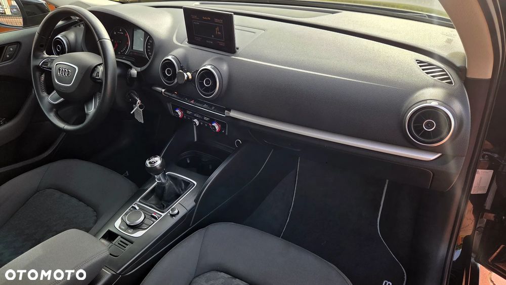 Audi A3 Sportback - 31
