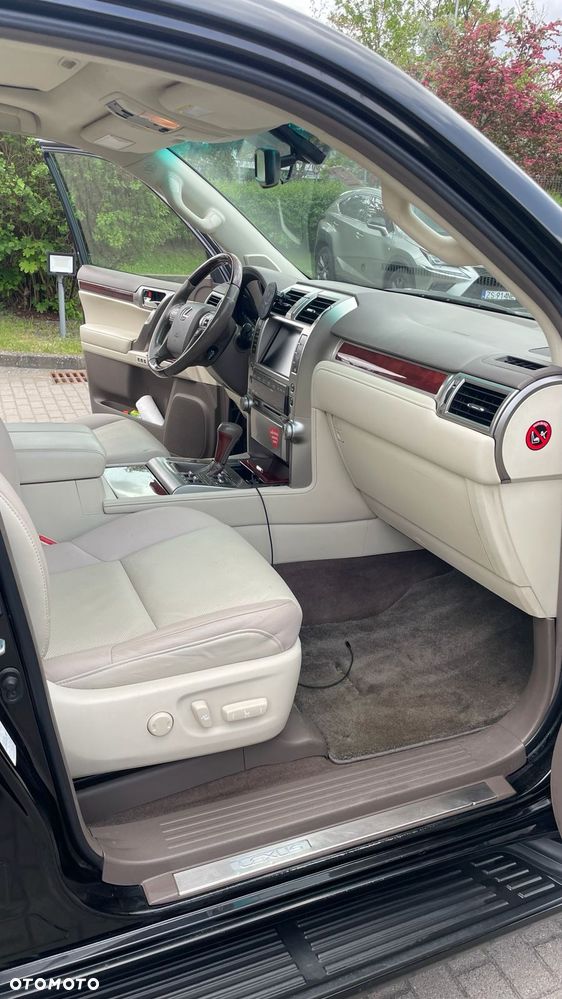 Lexus GX - 9