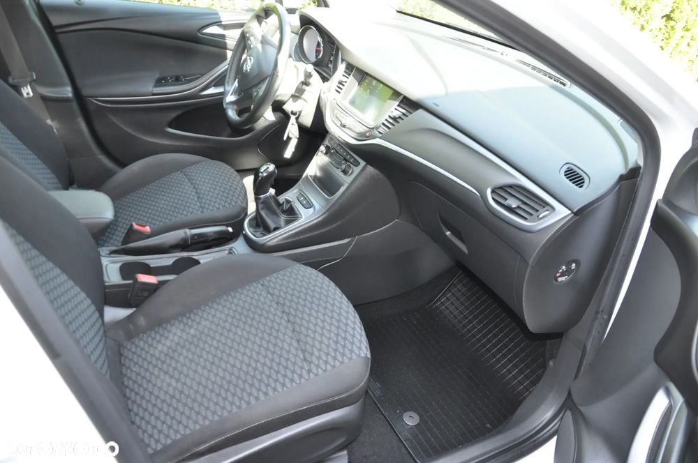 Opel Astra 1.4 Turbo Active - 10
