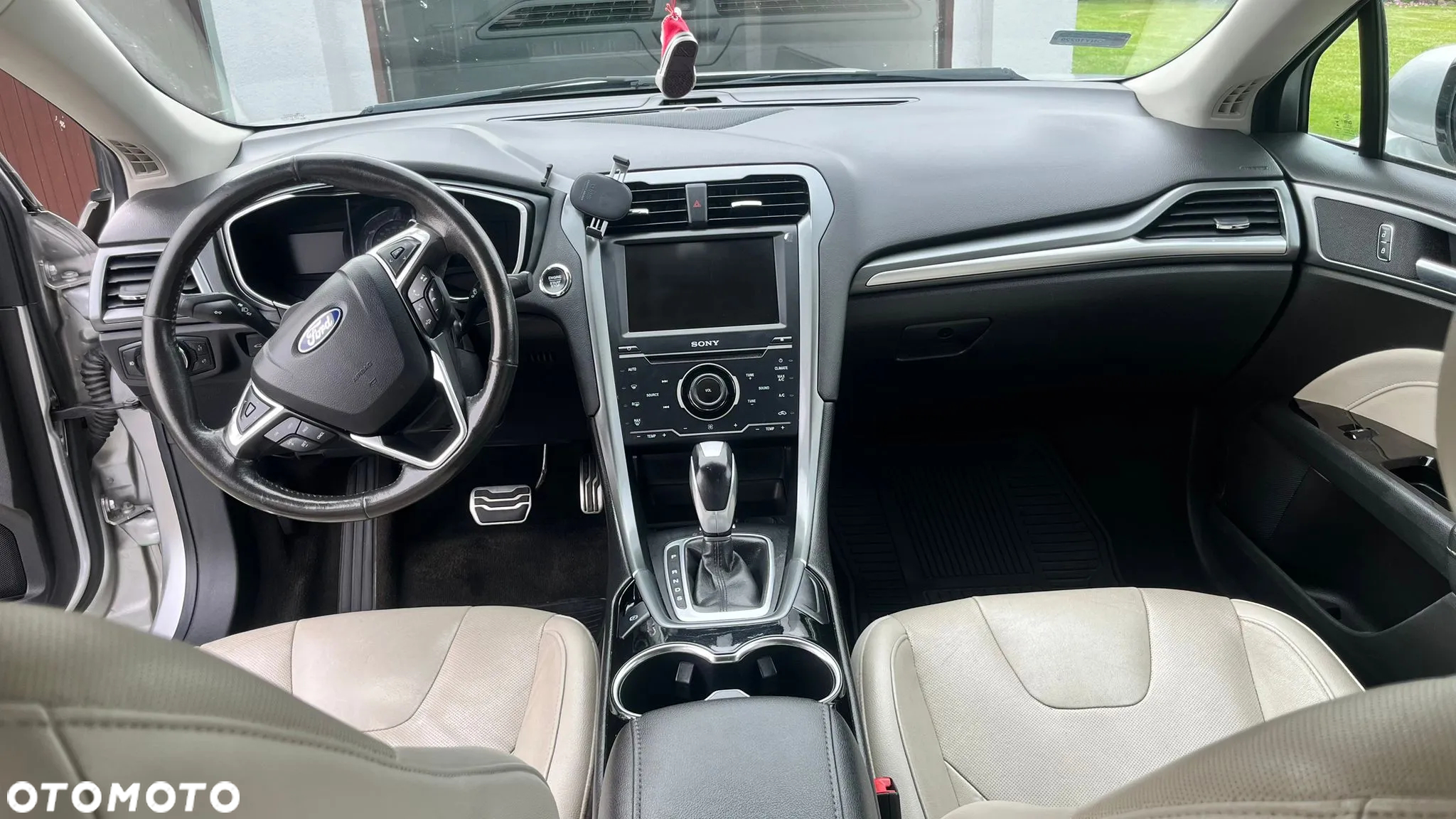 Ford Mondeo 2.0 EcoBoost Titanium - 6
