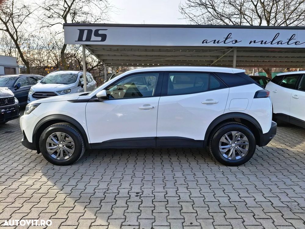 Peugeot 2008 PureTech 130 EAT8 Active - 3