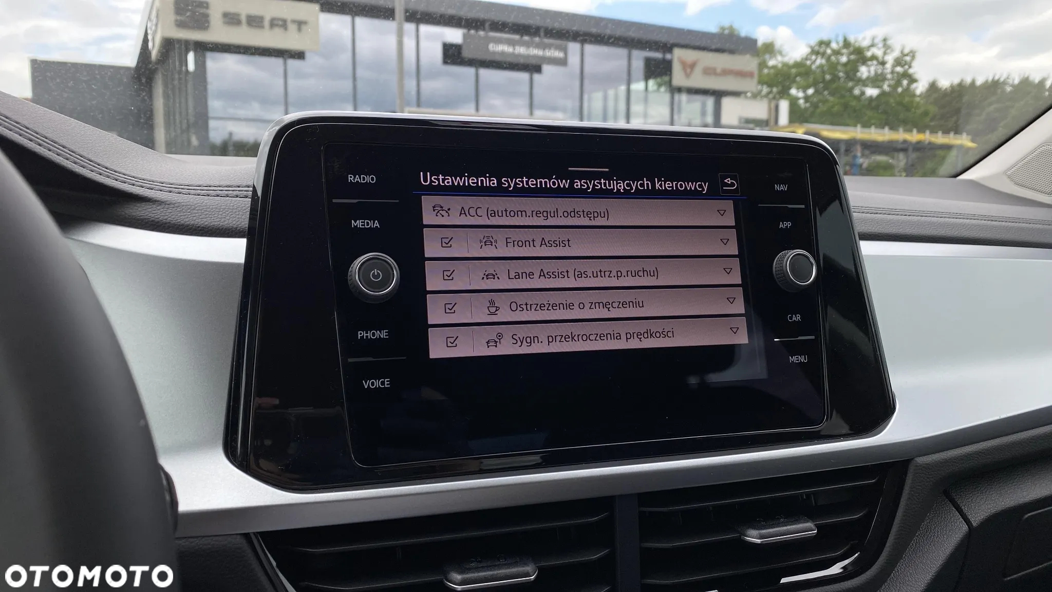 Volkswagen T-Roc 1.5 TSI Life Plus - 15