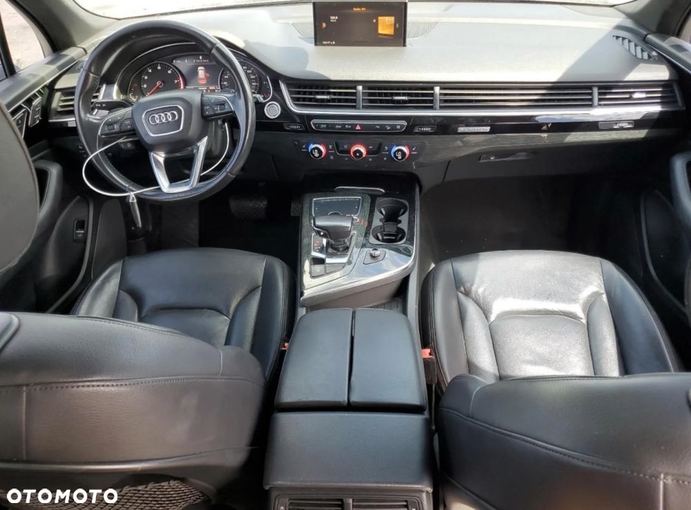 Audi Q7 3.0 TFSI Quattro Tiptronic - 9