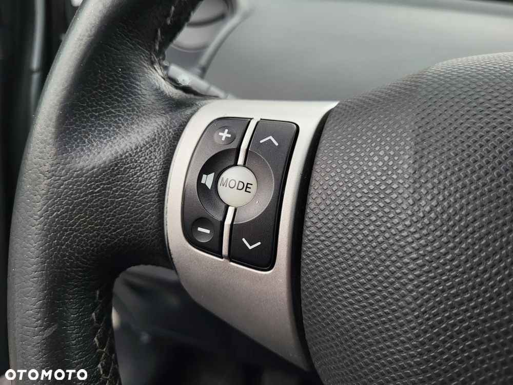 Toyota Yaris 1.3 VVT-i Cool - 17