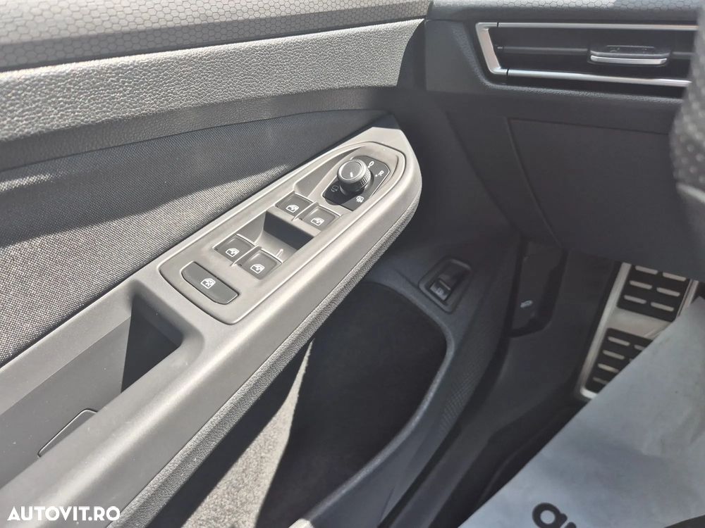 Volkswagen Golf 1.4 eHybrid OPF DSG GTE - 14
