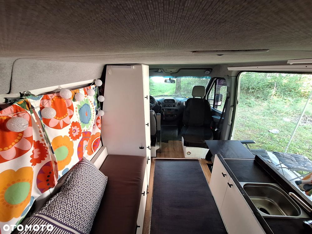 Mercedes-Benz Sprinter - 10