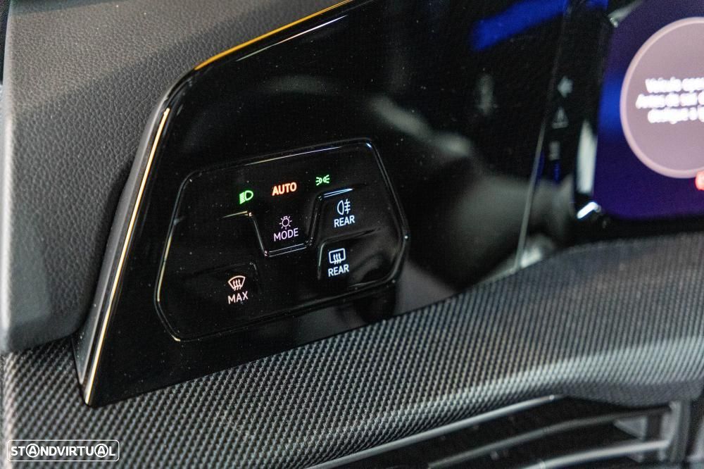 VW Golf Variant 1.5 TSI R-Line - 51
