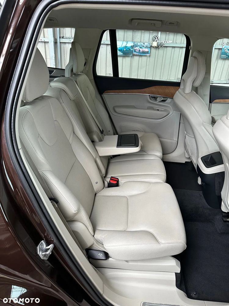 Volvo XC 90 ver-b5-d-awd-momentum-pro - 15