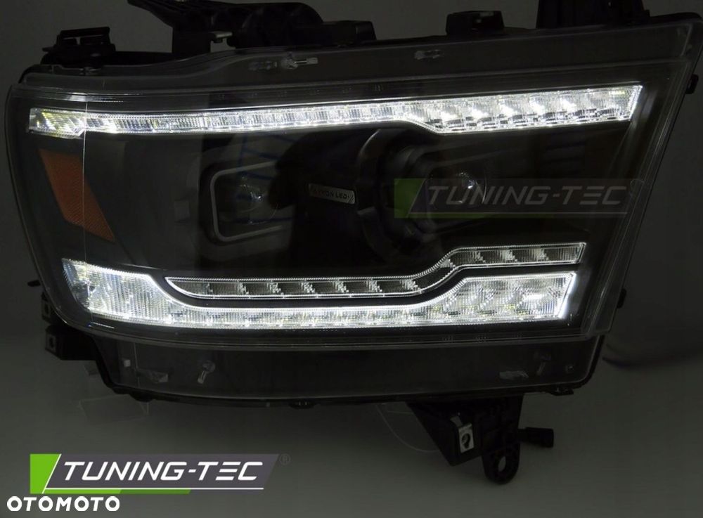 Reflektory Lampy kpl FullLED Soczewki Czarne Black Dodge Ram V 5 1500 19-24 - 5