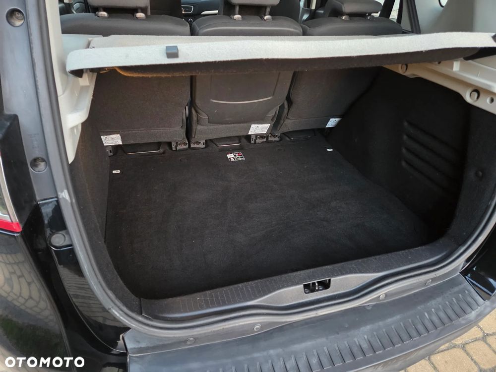 Renault Scenic 1.6 16V 110 Dynamique - 8