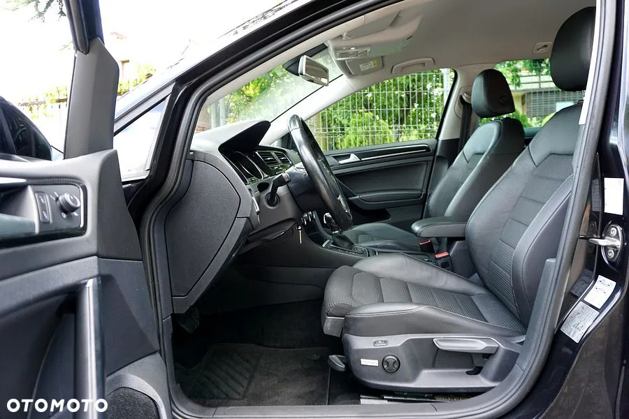 Volkswagen Golf VII 1.6 TDI BMT Highline DSG - 24