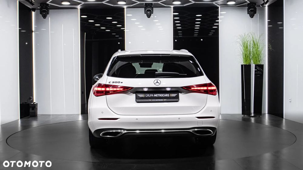 Mercedes-Benz Klasa C 300 e PHEV Avantgarde - 6