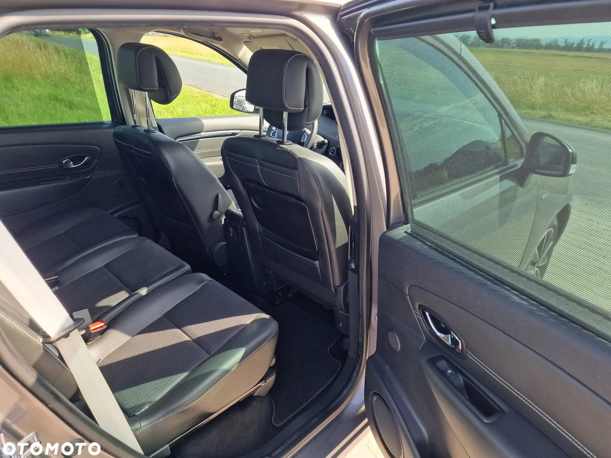 Renault Grand Scenic ENERGY dCi 110 S&S Bose Edition - 27
