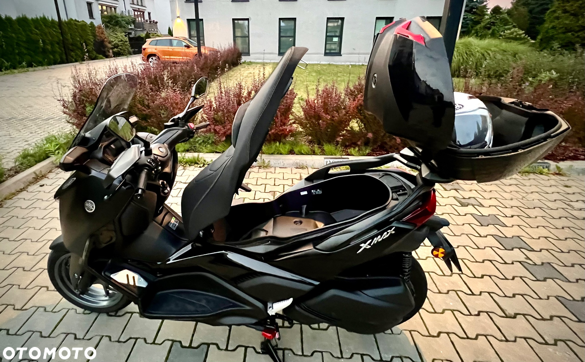 Yamaha X-max - 5