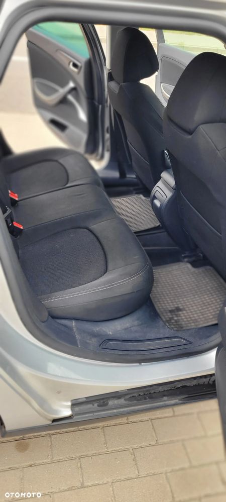 Citroën C5 2.0 HDi Attraction - 13