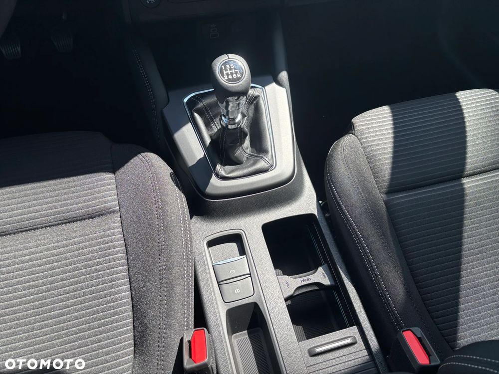 Ford Focus 1.0 EcoBoost mHEV Titanium X - 19