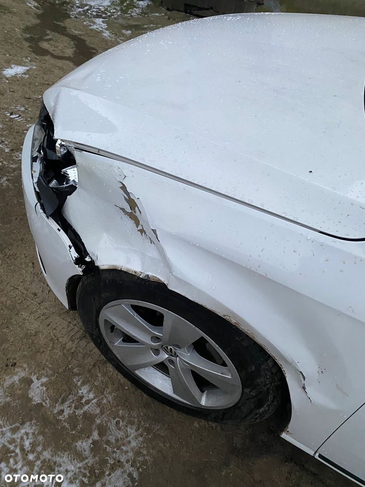 Volkswagen Passat - 5