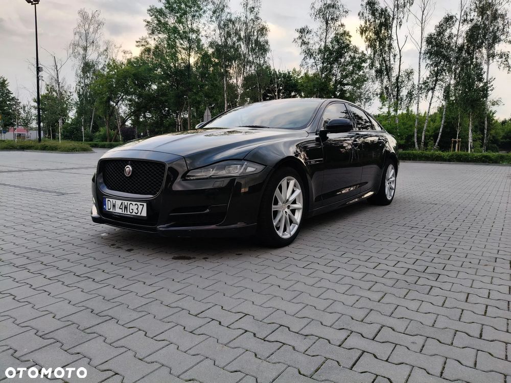 Jaguar XJ 3.0 D V6 R-Sport - 16